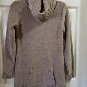 turtle neck sweatshirt